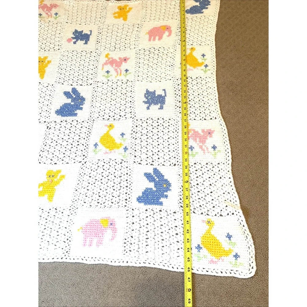 Vintage Crocheted Baby Blanket White With Pastel Animals Duck Bunny Kitten 28x46